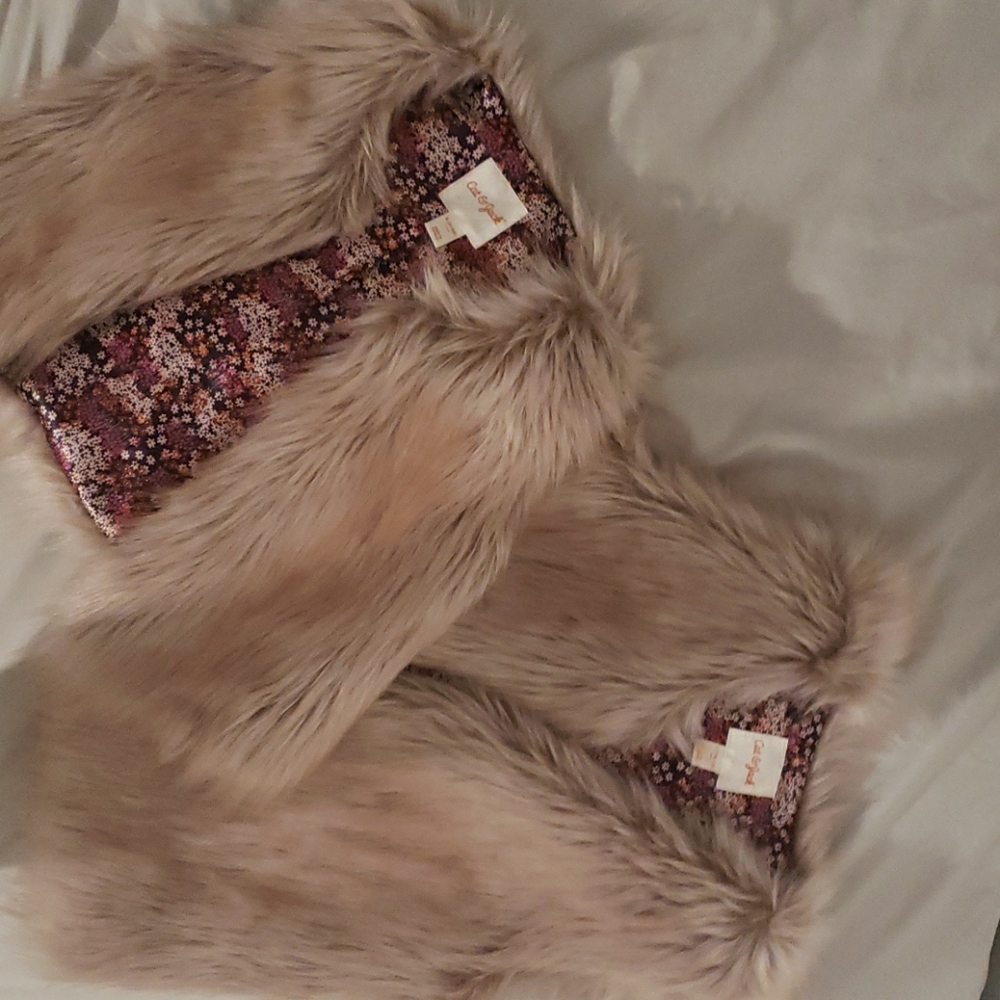 Two Vest sz 6 sz 10/12 $15each